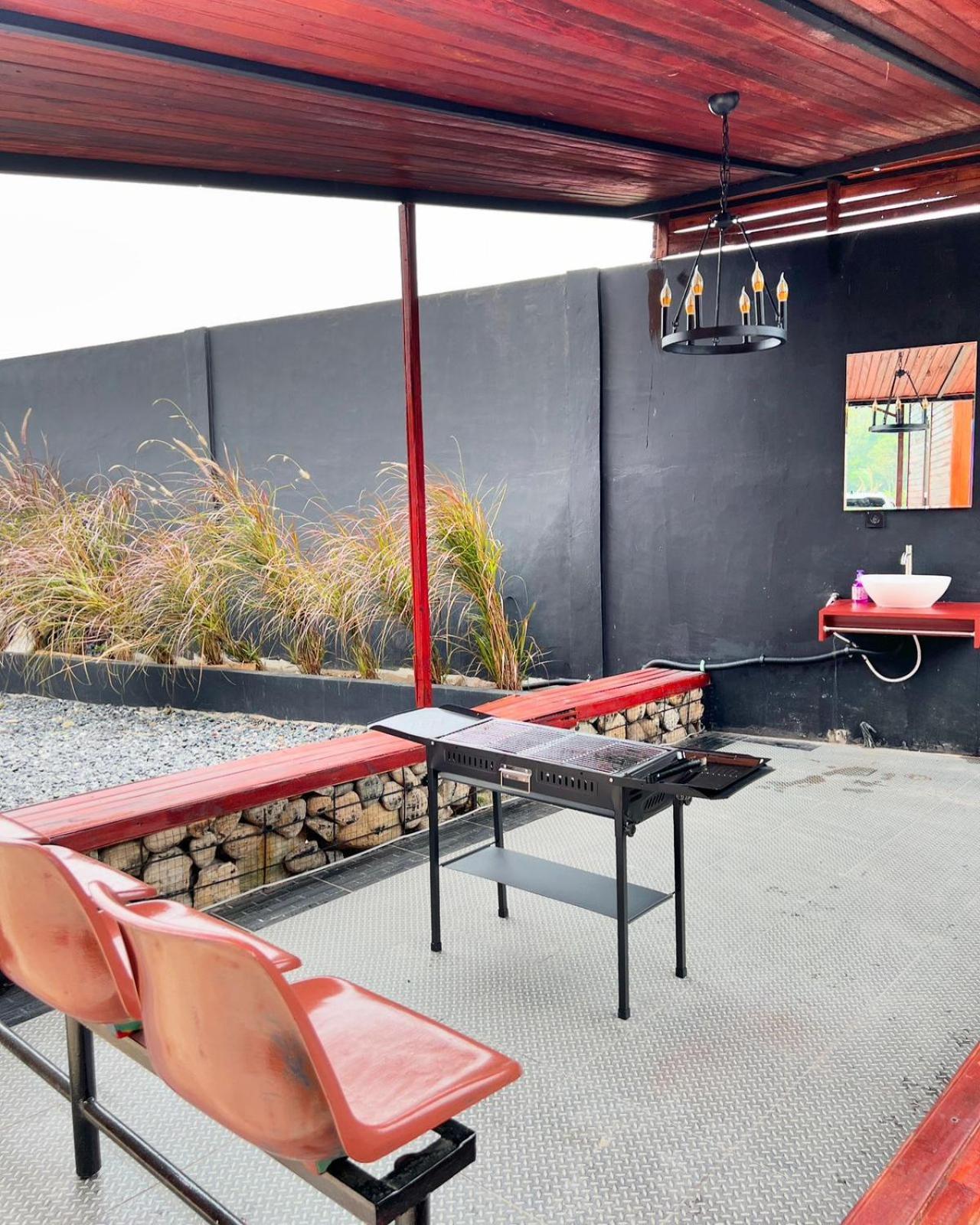 Noerbaya House Bukittinggi别墅 外观 照片